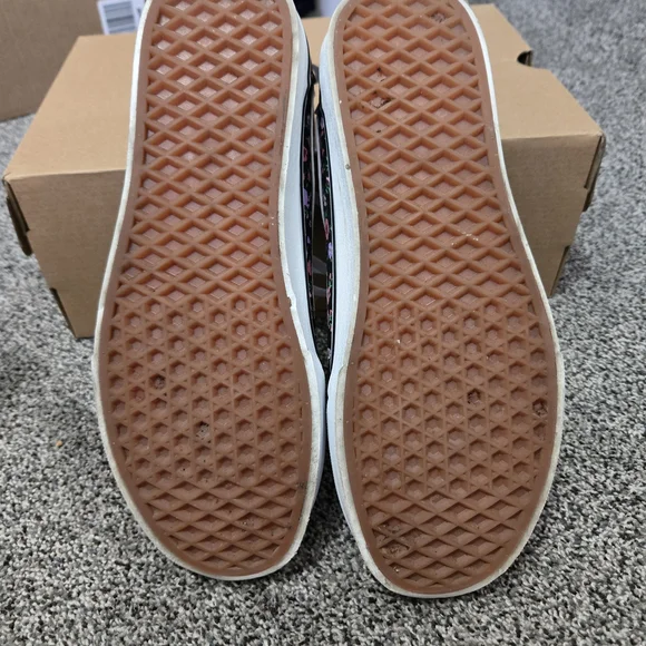 Vans Black Multicolor Floral Sneakers - Picture 7 of 7